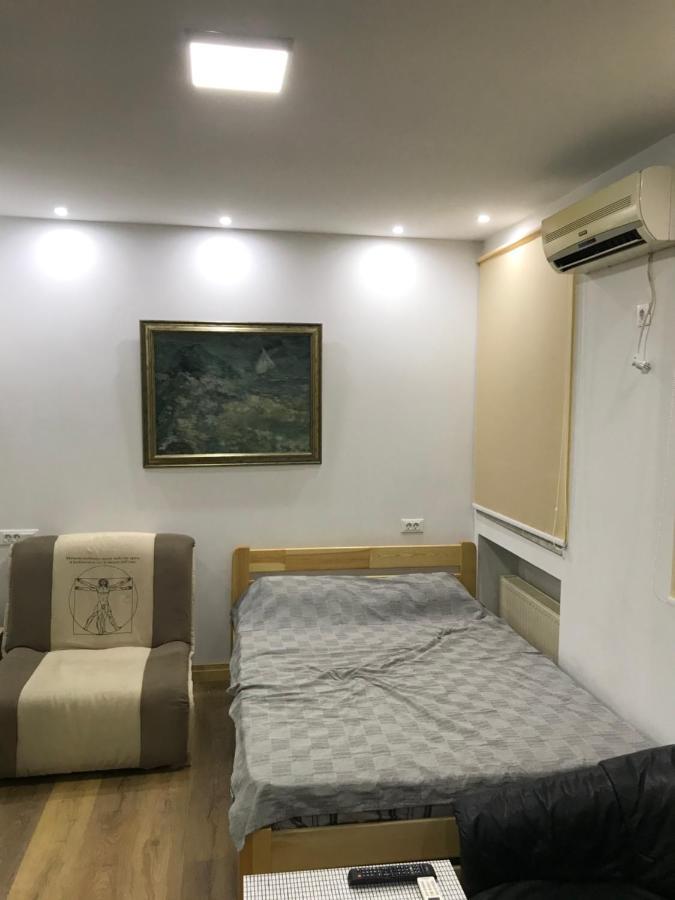Апартаменты На Дворянская Odessa Exterior foto
